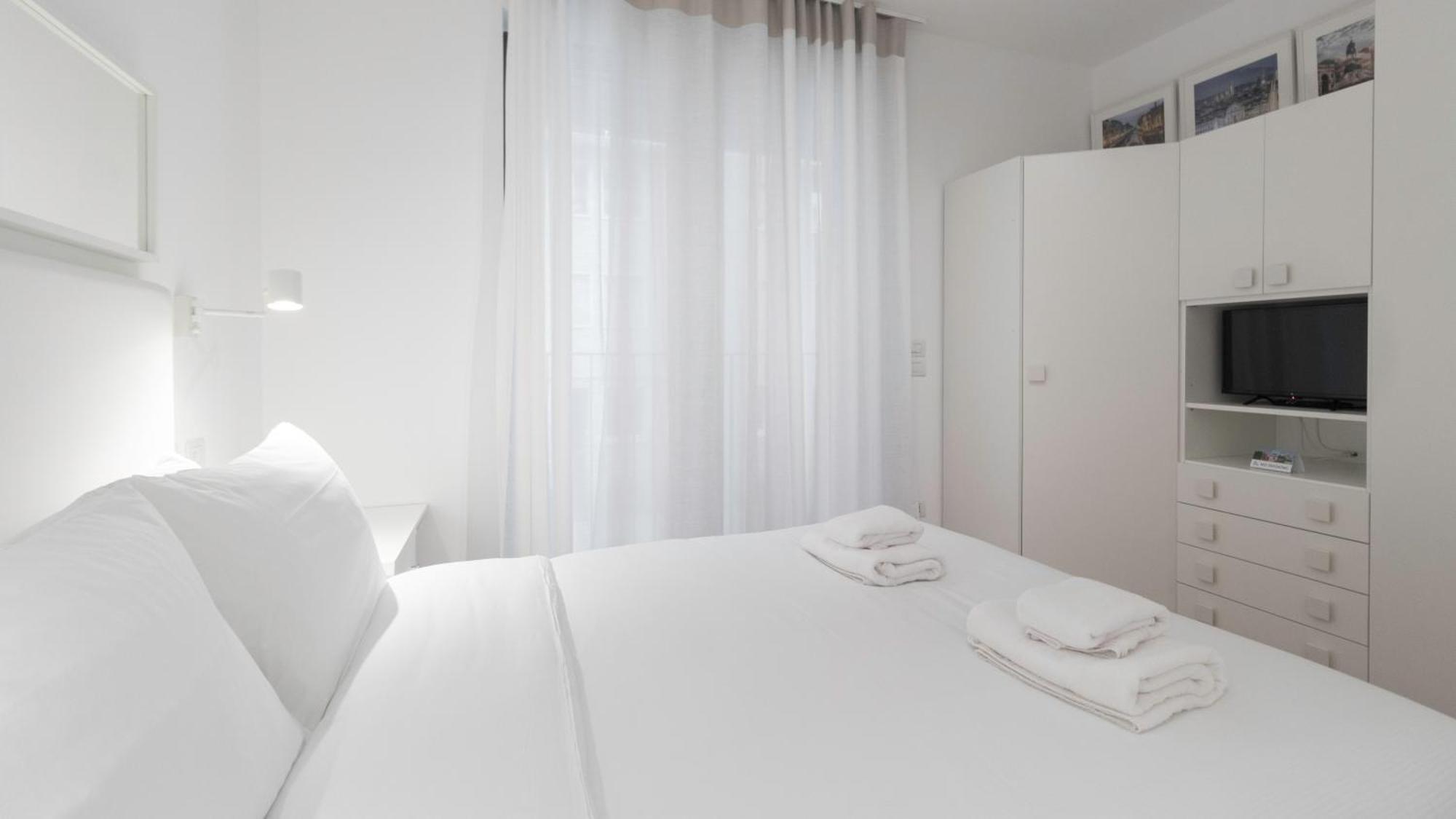 Italianway - Compagnoni 12 - Suite Mirabel Милан Экстерьер фото